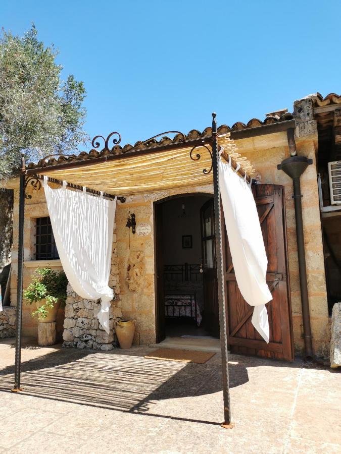 Masseria Borgo Del Gallo Tricase Exterior photo