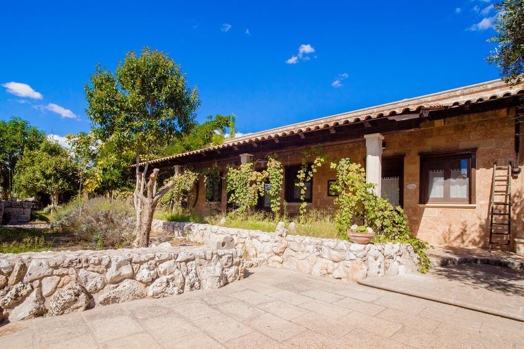 Masseria Borgo Del Gallo Tricase Exterior photo
